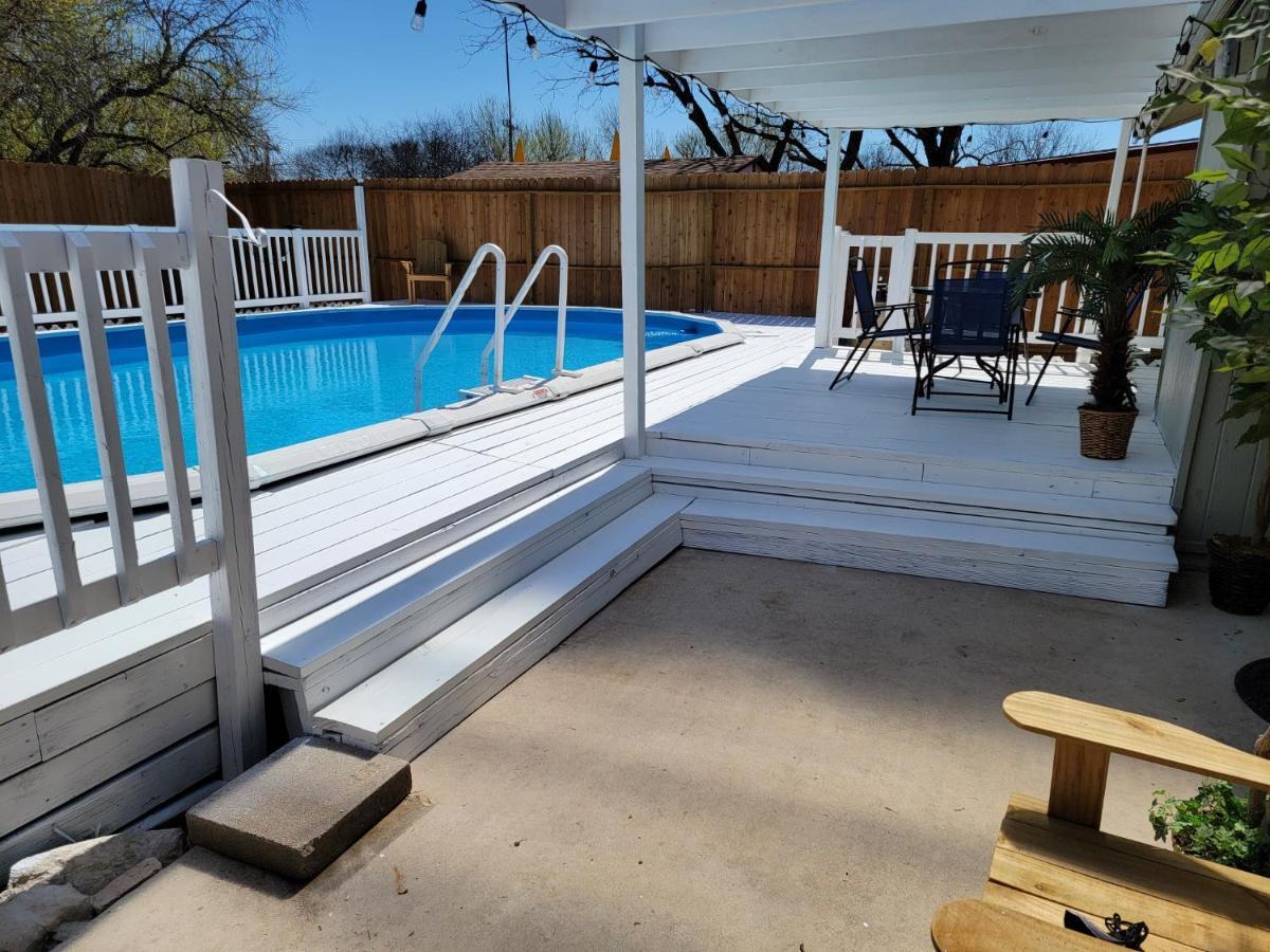 Cheerful 3-bedroom With A Pool Сasa de vacaciones San Antonio